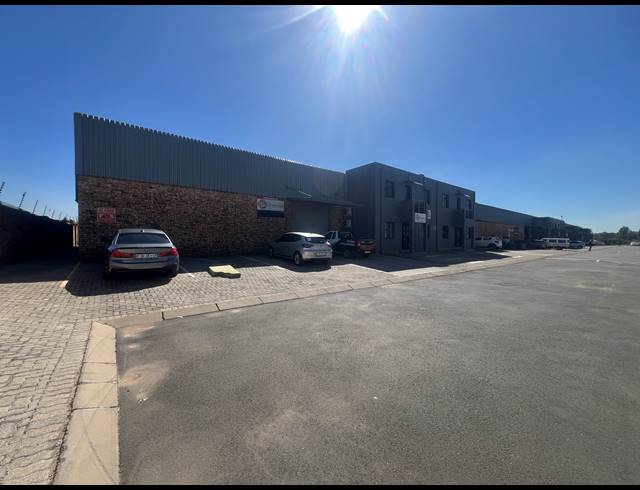 527M² WAREHOUSE TO LET IN ALRODE